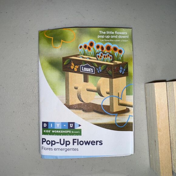 NWT Lowe's Pop-Up Flower DIY Kids Workshop Kit Patch Build Toy Garden Summer - Picture 1 of 7